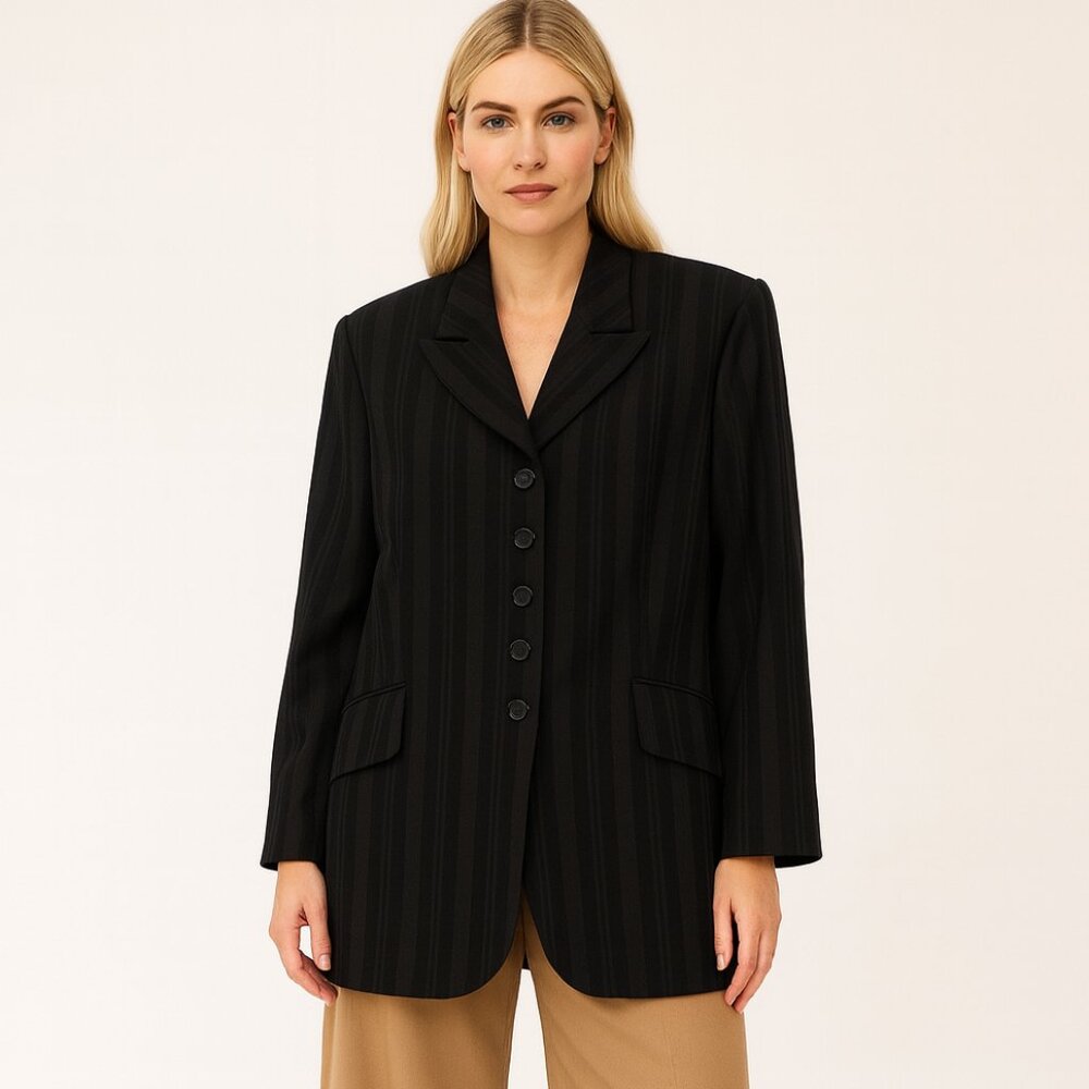 Rena Lange Black Virgin Wool Pinstripe Tailored Blazer Jacket Size 42 EU 10 US